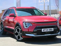 Red Used 2024 Kia Niro 2 SUV | £24,501 (Expensive)