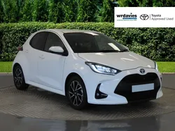 White Used 2023 Toyota Yaris Hybrid Design Hatchback | £17,995 (Fair price)