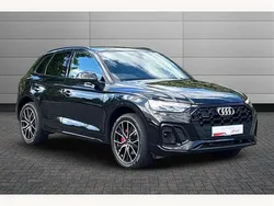 Mythos black Used 2023 Audi Q5 Comfort SUV | £38,995 (Fair price)