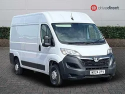 Solid kaolin white Used 2024 Vauxhall Movano S Van | £18,200 (Good price)