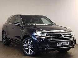 Blue Used 2018 VW Touareg R-line SUV | £25,998 (Fair price)