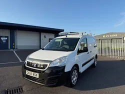 White Used 2015 Peugeot Partner MPV | £3,985 (Fair price)