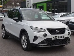 White Used 2023 Seat Arona FR SUV | £15,700 (Fair price)