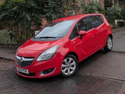 Red Used 2016 Vauxhall Meriva MPV | £2,195 (Fair price)