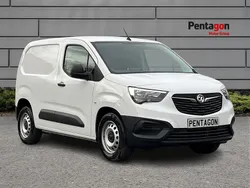 Jade white New 2025 Vauxhall Combo MPV | £15,990 (Good price)