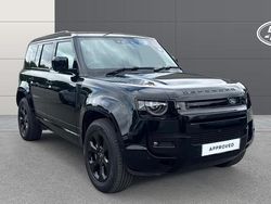 Black Used 2024 Land Rover Defender HSE Dynamic SUV | £71,101