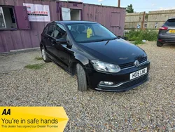 Black Used 2015 VW Polo SE Hatchback | £6,850 (Fair price)