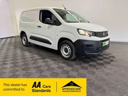 White Used 2023 Peugeot Partner Premium MPV | £12,995 (Fair price)