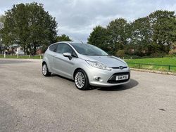 Silver Used 2011 Ford Fiesta Titanium Hatchback | £1,995 (Fair price)