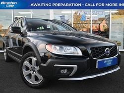 Black Used 2014 Volvo XC70 SE Lux SUV | £13,500 (Fair price)
