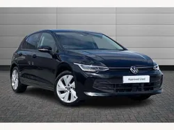 Black New 2025 VW Golf VIII Match Hatchback | £27,583 (Fair price)