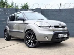 Silver Used 2011 Kia Soul 2 SUV | £2,995 (Fair price)