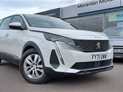 White Used 2021 Peugeot 5008 Active Premium MPV | £18,495 (A bit pricey)