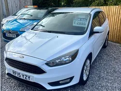 White Used 2015 Ford Focus Zetec Estate | £2,995