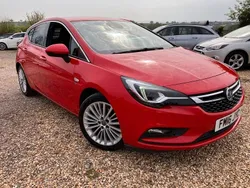 Red Used 2016 Vauxhall Astra Elite Hatchback | £5,995 (Fair price)