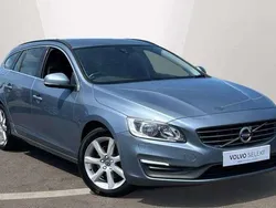Blue Used 2017 Volvo V60 SE Estate | £14,750 (Fair price)