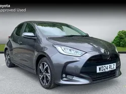 Decuma grey Used 2024 Toyota Yaris Hybrid Design Hatchback | £18,790 (Fair price)