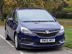 Blue Used 2017 Vauxhall Zafira Design Edition MPV | £6,450 (A bit pricey)