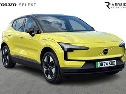 Moss yellow Used 2024 Volvo EX30 Plus SUV | £23,789 (Good price)