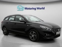 Black Used 2023 Hyundai i30 SE Estate | £15,400 (Fair price)