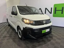White Used 2024 Vauxhall Vivaro S Van | £17,495 (Fair price)