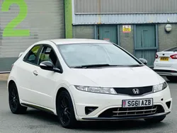 White Used 2011 Honda Civic Hatchback | £2,999 (Fair price)