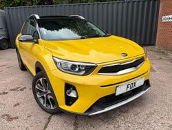 Yellow Used 2019 Kia Stonic SUV | £8,995 (Fair price)