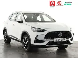 White Used 2024 MG HS SE SUV | £15,999 (Fair price)