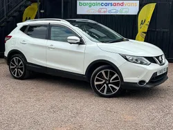 White Used 2016 Nissan Qashqai Tekna SUV | £6,124 (Fair price)