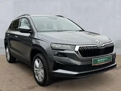 Graphite grey metallic Used 2024 Skoda Karoq SE Drive SUV | £23,527 (Fair price)