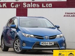 Used 2015 Toyota Auris Hybrid | £9,495 (Fair price)
