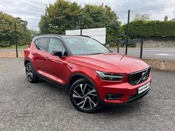 Red Used 2019 Volvo XC40 R-Design Pro SUV | £17,495 (Fair price)