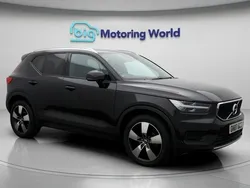 Black Used 2019 Volvo XC40 Momentum SUV | £17,800 (Fair price)