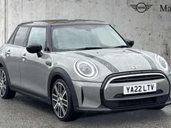 Moonwalk grey Used 2022 Mini Cooper Exclusive Hatchback | £18,288 (Fair price)