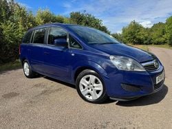 Blue Used 2014 Vauxhall Zafira MPV | £4,795 (Fair price)