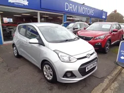 Silver Used 2014 Hyundai i10 Premium SE Hatchback | £7,995 (Good price)