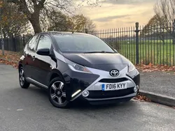Black Used 2016 Toyota Aygo X-clusiv Hatchback | £6,295 (Fair price)