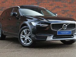 Used 2019 Volvo V90 CC Estate | £23,488 (Fair price)