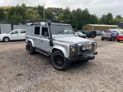 Silver Used 2010 Land Rover Defender Estate | £22,300 (Good price)