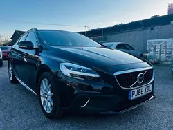 Black Used 2016 Volvo V40 CC Pro Estate | £11,195 (Good price)