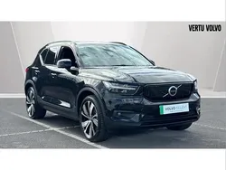 Black Used 2022 Volvo XC40 Pro SUV | £27,493 (Fair price)