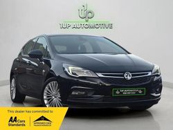 Black Used 2018 Vauxhall Astra Elite Hatchback | £7,436 (Fair price)