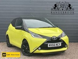 Yellow Used 2016 Toyota Aygo X-cite Hatchback | £6,899 (Fair price)
