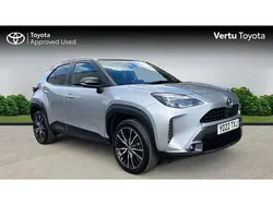 Silver Used 2022 Toyota Yaris Cross SUV | £20,282 (Fair price)