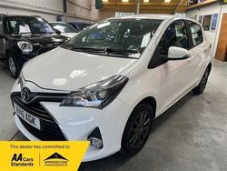 White Used 2015 Toyota Yaris Hatchback | £5,750 (Fair price)