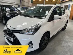 White Used 2015 Toyota Yaris Hatchback | £5,850 (Fair price)