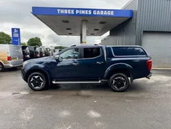 Blue Used 2021 Nissan Navara Tekna Pickup | £13,329 (Fair price)
