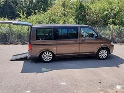 Brown Used 2011 VW Caravelle SE MPV | £17,950 (Good price)