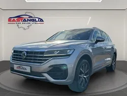 Silver Used 2018 VW Touareg R-line SUV | £21,995 (Fair price)