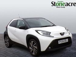 White Used 2024 Toyota Aygo X SUV | £13,995